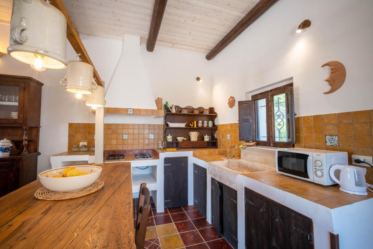 Wepuglia - Trullo Sentimento Villa Martina Franca Dış mekan fotoğraf