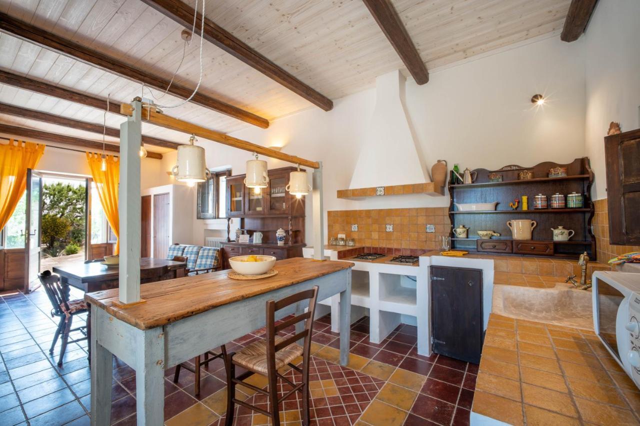 Wepuglia - Trullo Sentimento Villa Martina Franca Dış mekan fotoğraf